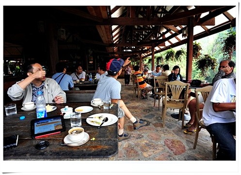 คาราวานทัวร์ เชียงใหม่ ลาว หลวงน้ำทา สิบสองปันนา ซือเหมา ต้าหลี่ ลี่เจียง แชงกรีลา คุนหมิง เต๋อชิง