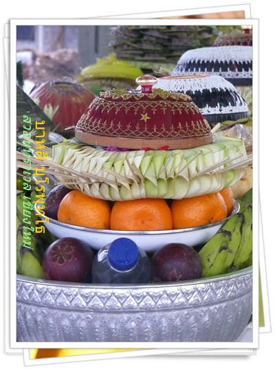 เครื่องบูชาเทพ บาหลี สวอนทราเวล 053-218192 www.takethaitour.com